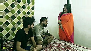 hot sex hotal room with south indian aunties
