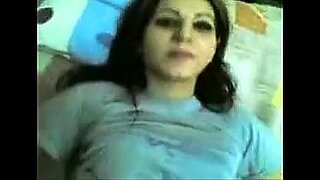 indian two womens one man sex videos