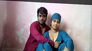 chennai indian aunty doing toilet hidden cam videos