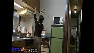 house owner and worker sex video in bathroom