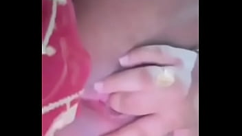 indian hot sexy bhabhi enjoy the oral sex in saree