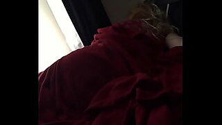 stockings slut fingers her pussy and she sucks a dick hd