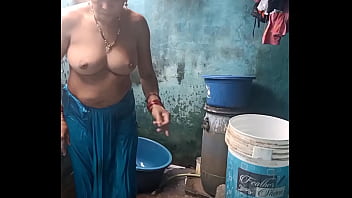 india telugu village aunty bathing videos