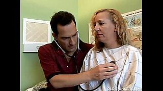 tall female agent fucks fake hospital doctor