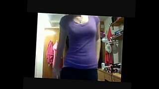 18years old amateur strips and use a big dildo