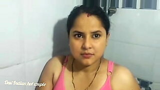 indian women opening blouse and show boobs