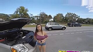 big boob girl agree to fuck for money