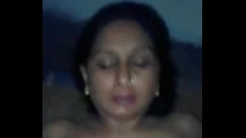 mausi ki chudai in hotel silipping desi aunty fuck video dounloding