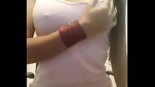 indian women opening blouse and show boobs
